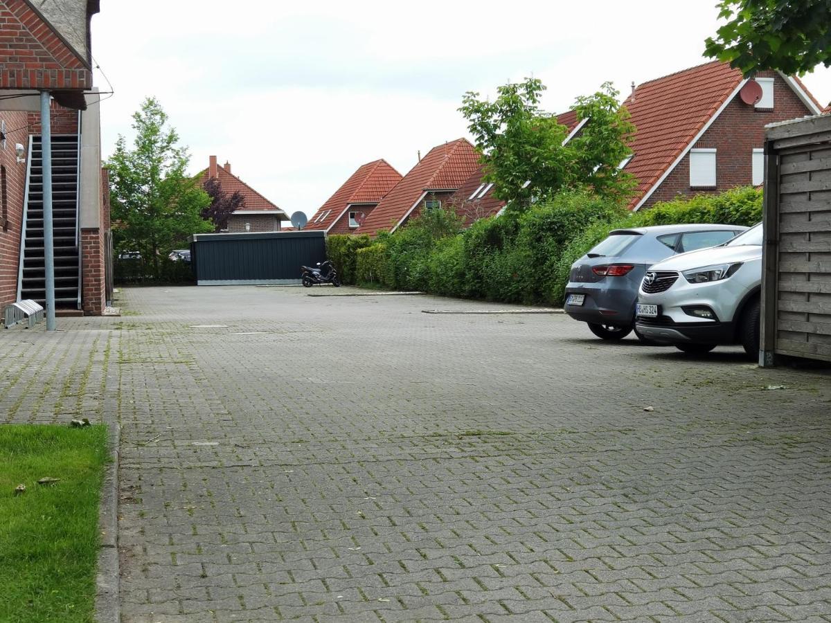 Schaake Hooksiel - Charmante Reetdachwohnung & Kostenfreier Parkplatz Exteriér fotografie